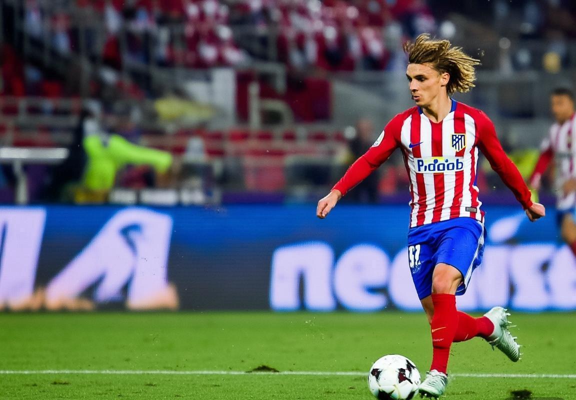 安托万·格列兹曼：足球巨星成长之路与辉煌瞬间