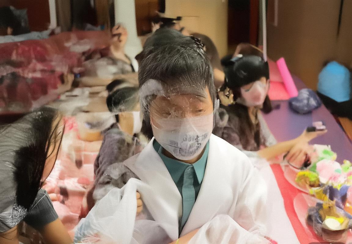 拜仁2:0美因茨，德甲激战锁定冠军希望(图2)