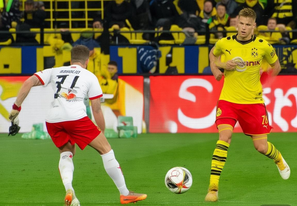 德甲焦点战：多特蒙德VS莱红牛精彩对决解析