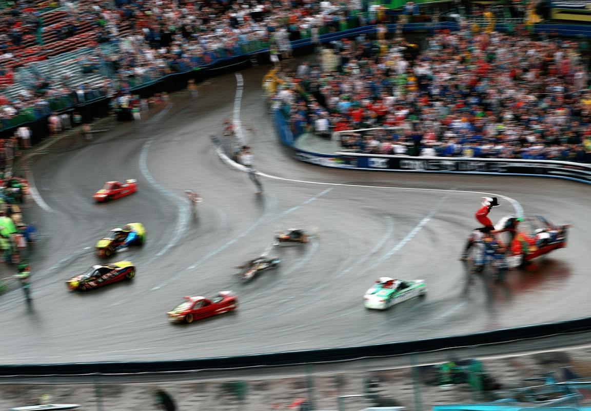 2010年湖人老鹰巅峰对决：经典战役四大亮点解析(图3)